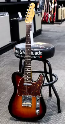 Store Special Product - Fender - American Professional II Telecaster, Rosewood Fingerboard - 3-Colour Sunburs